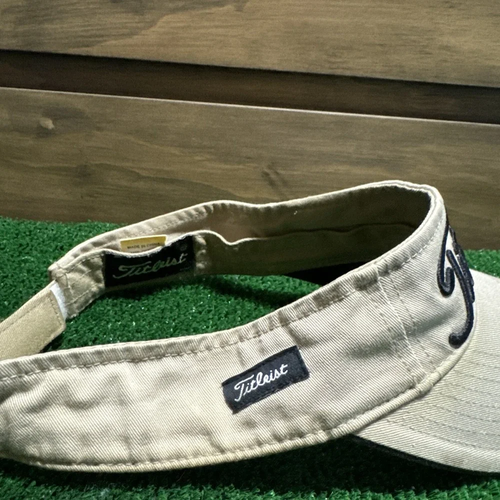 Titleist‎ Golf Tour Performance Strapback ProV1 Visor Tan Black Letters Rn 70547